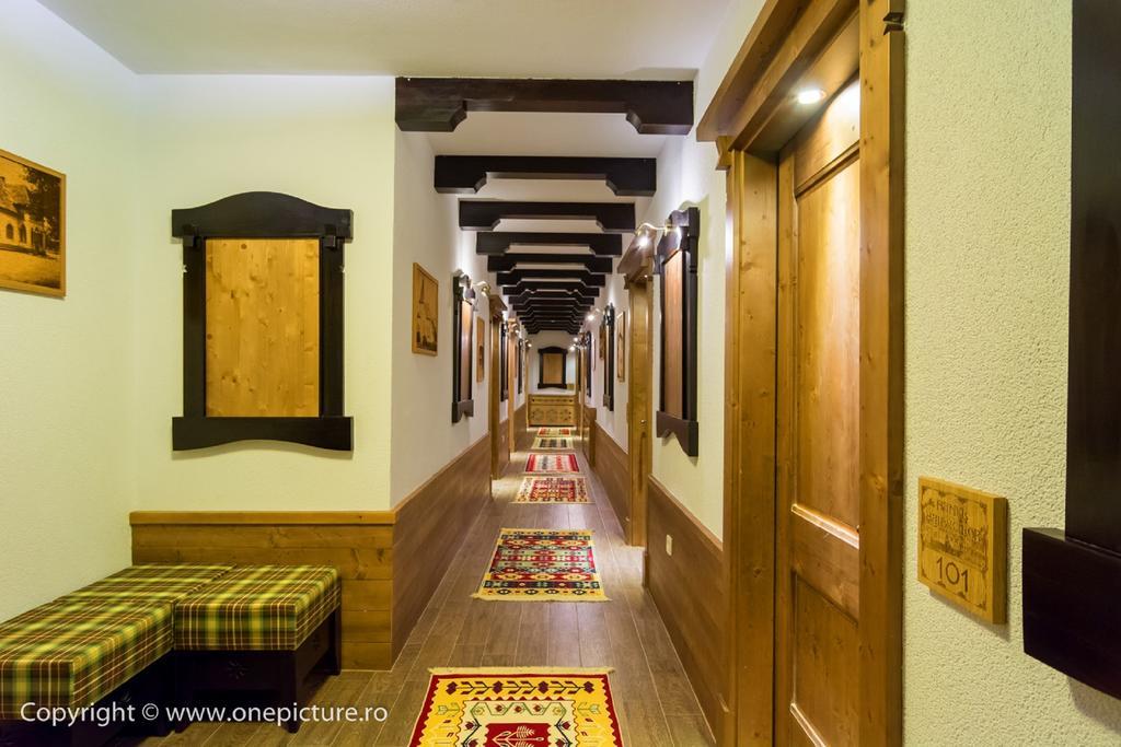 Hanul Haiducilor Obarsia-Lotrului Room photo